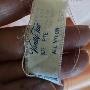 Vanity Fair Nylon Nightgown Vintage Pink Sleeveless 1970s-1980s Embroidered PTE